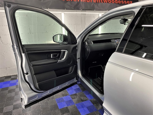 Used Land Rover Discovery Sport 2019 for sale - 75627748: Photo 16