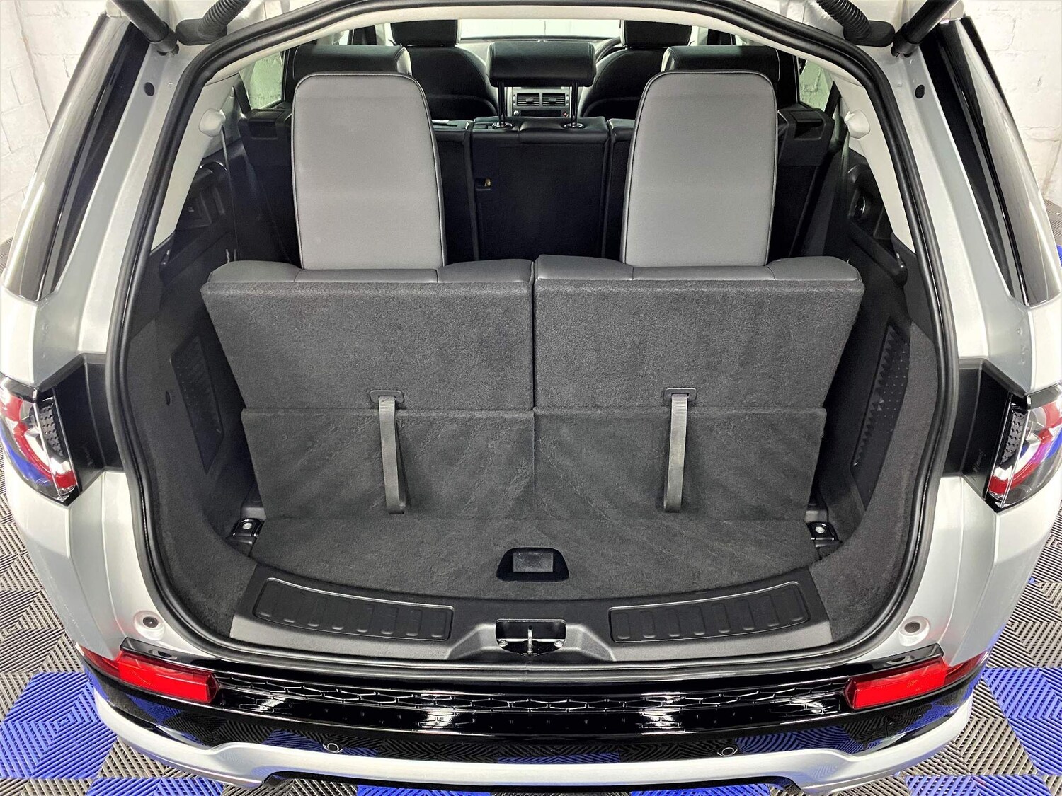 Used Land Rover Discovery Sport 2019 for sale - 75627748: Photo 60