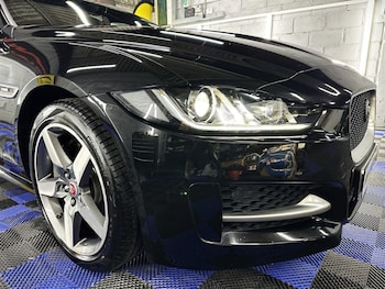 Used Jaguar XE 2017 for sale - 79031913: Photo