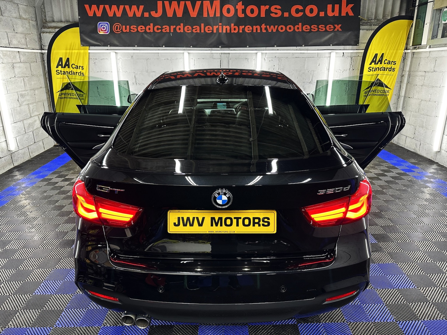 Used BMW 3 Series 2016 for sale - 76545924: Photo 33