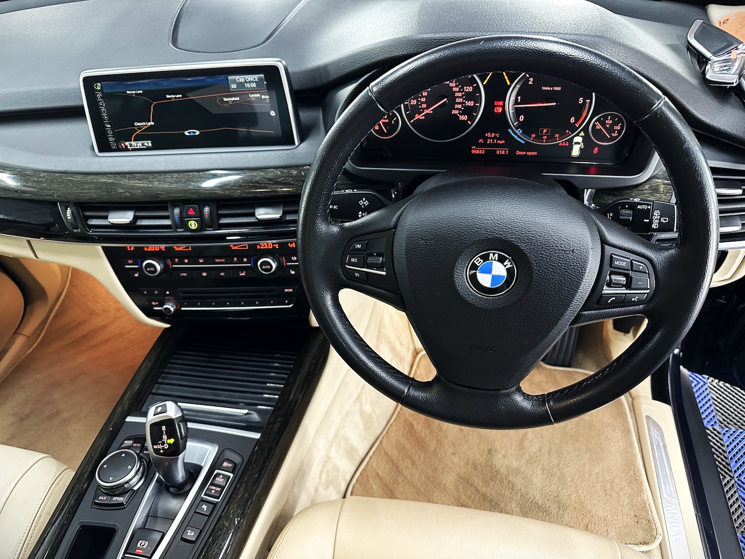 Used BMW X5 2015 for sale - 76635944: Photo 24