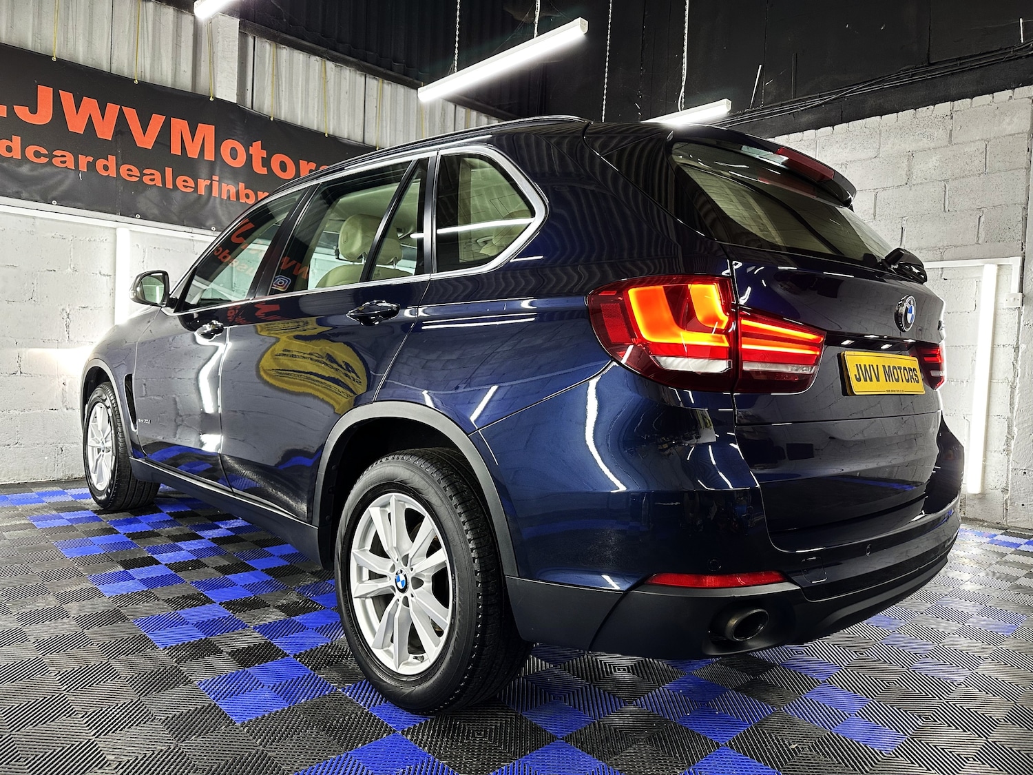 Used BMW X5 2015 for sale - 76635944: Photo 9