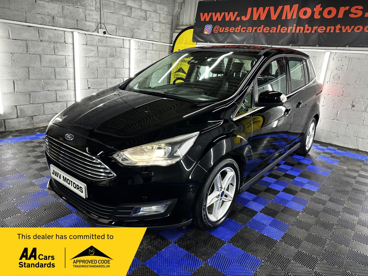 Used Ford Grand C-Max 2015 for sale - 76565609: Photo 1
