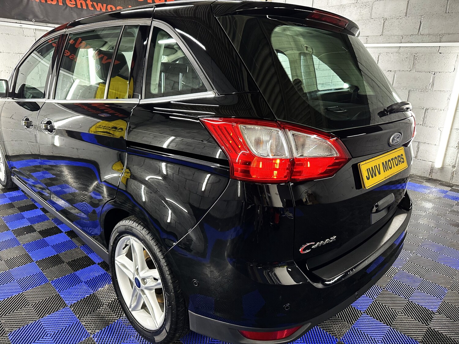 Used Ford Grand C-Max 2015 for sale - 76565609: Photo 11