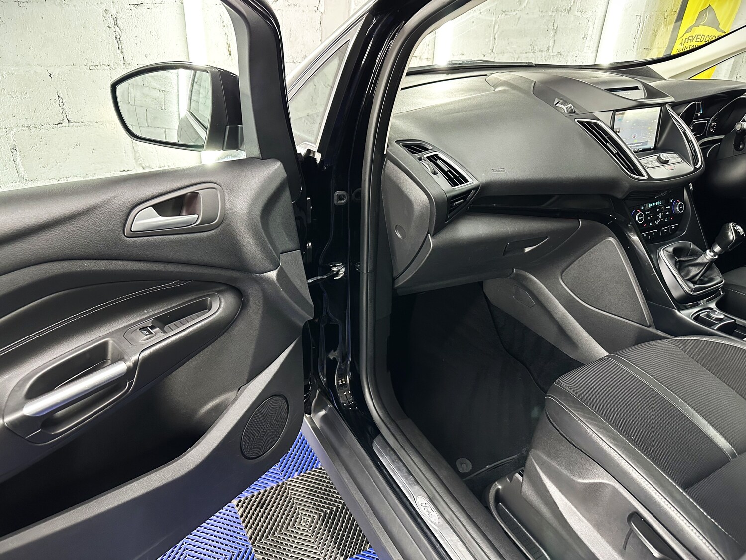 Used Ford Grand C-Max 2015 for sale - 76565609: Photo 19