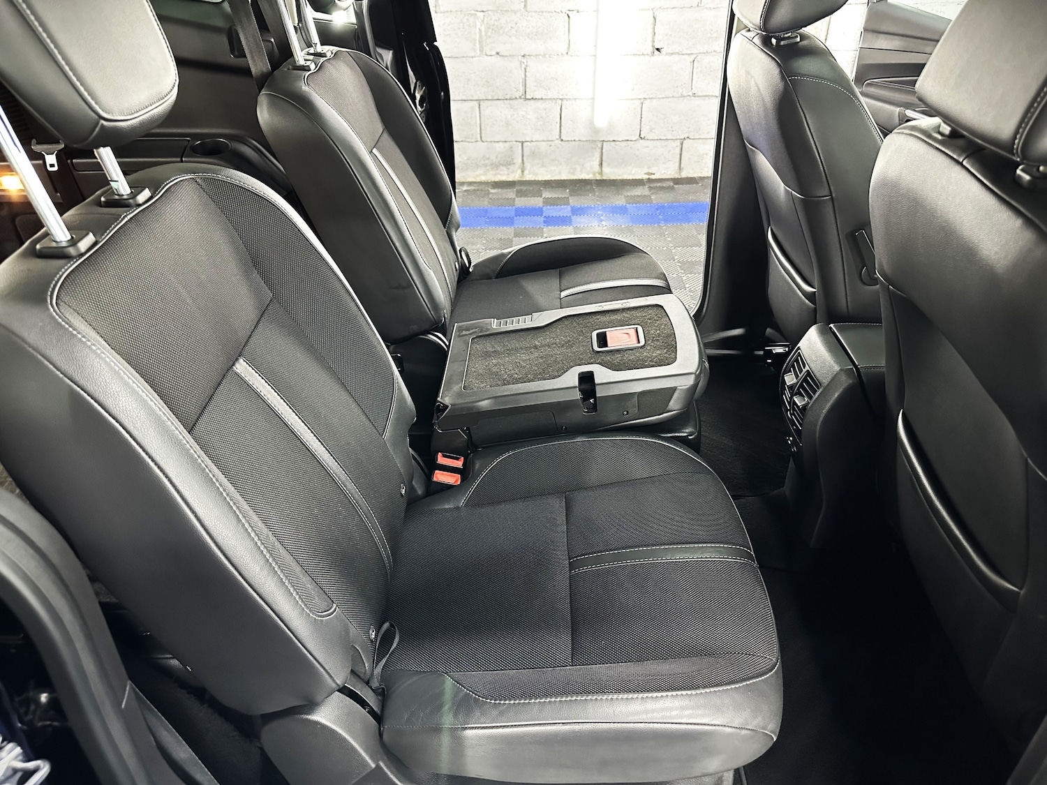 Used Ford Grand C-Max 2015 for sale - 76565609: Photo 32