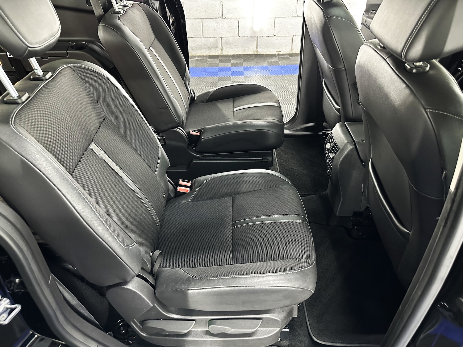 Used Ford Grand C-Max 2015 for sale - 76565609: Photo 34