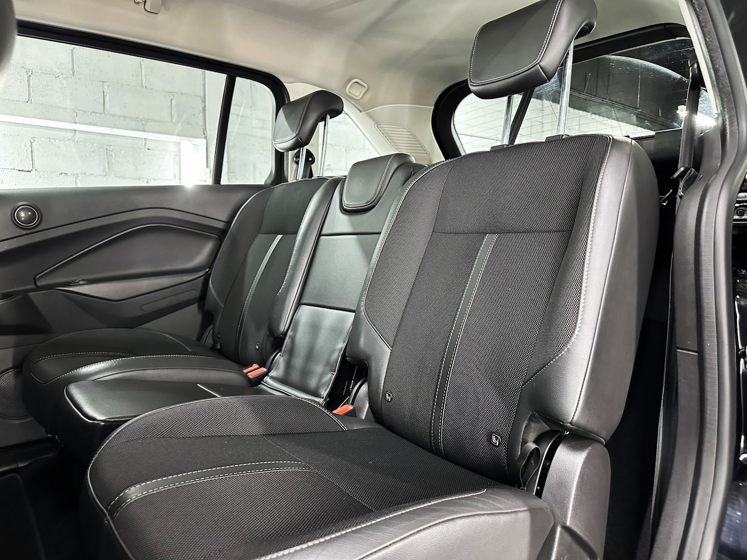 Used Ford Grand C-Max 2015 for sale - 76565609: Photo 43