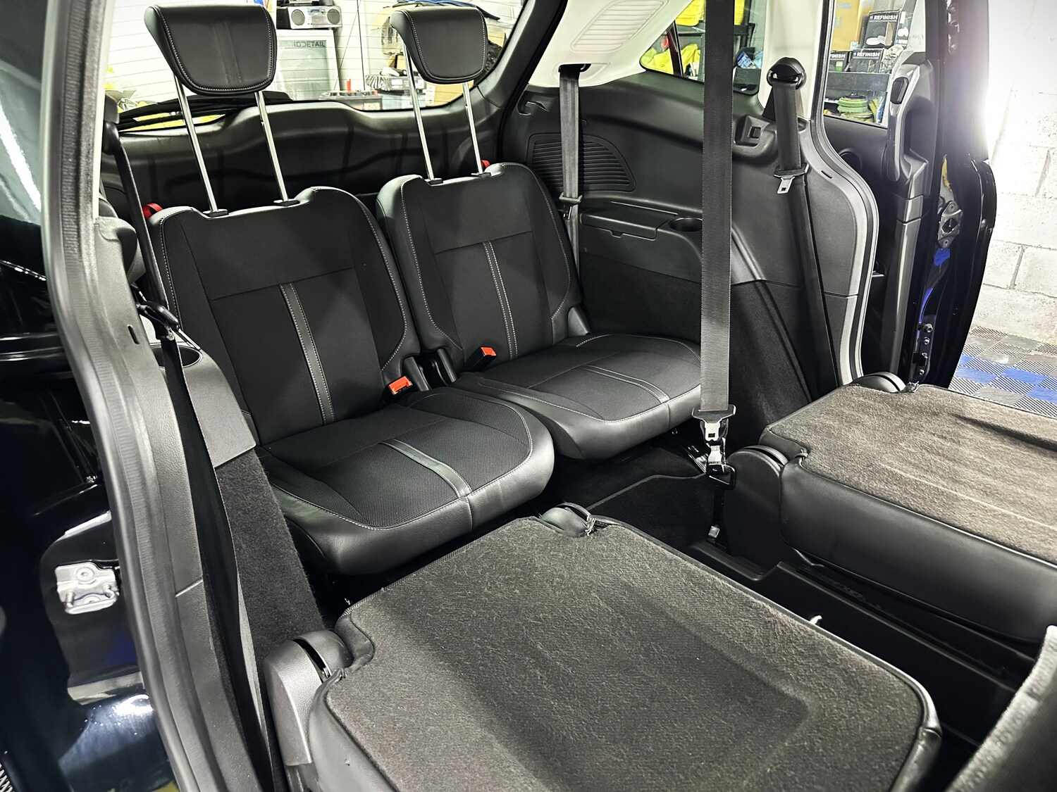 Used Ford Grand C-Max 2015 for sale - 76565609: Photo 46