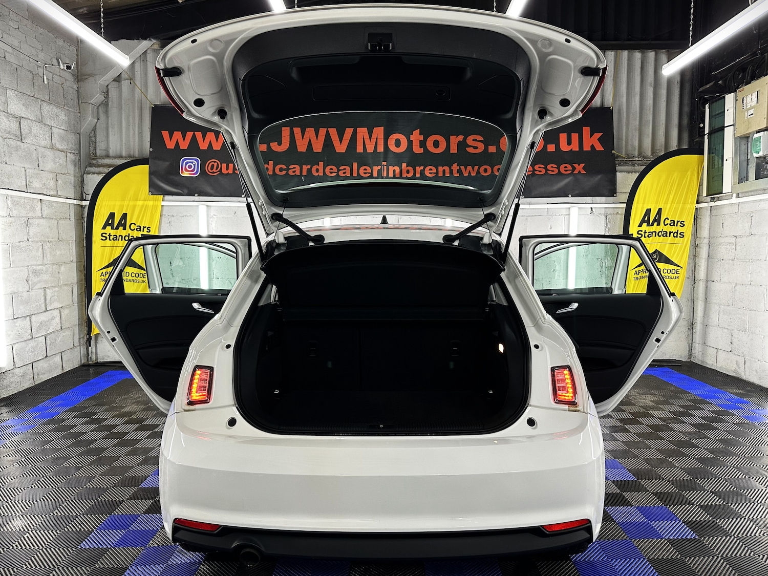 Used Audi A1 2017 for sale - 76883956: Photo 31