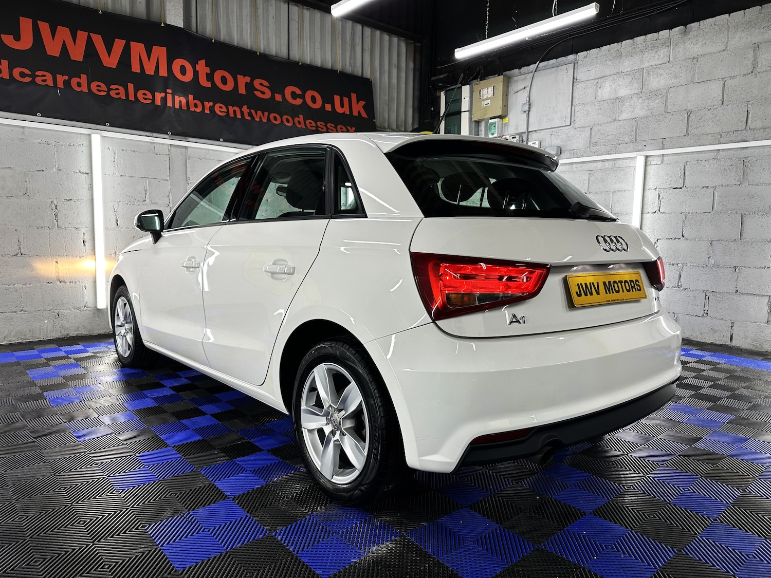Used Audi A1 2017 for sale - 76883956: Photo 9