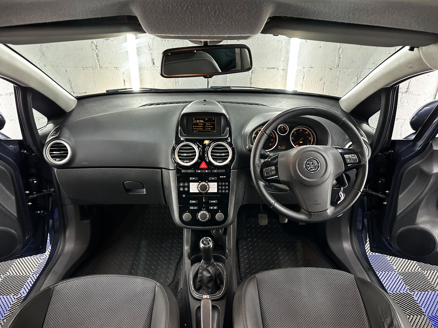 Used Vauxhall Corsa 2007 for sale - 76191399: Photo 22