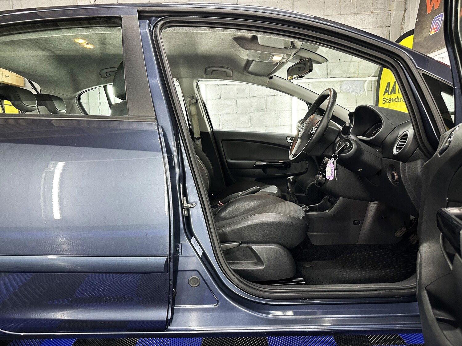 Used Vauxhall Corsa 2007 for sale - 76191399: Photo 25