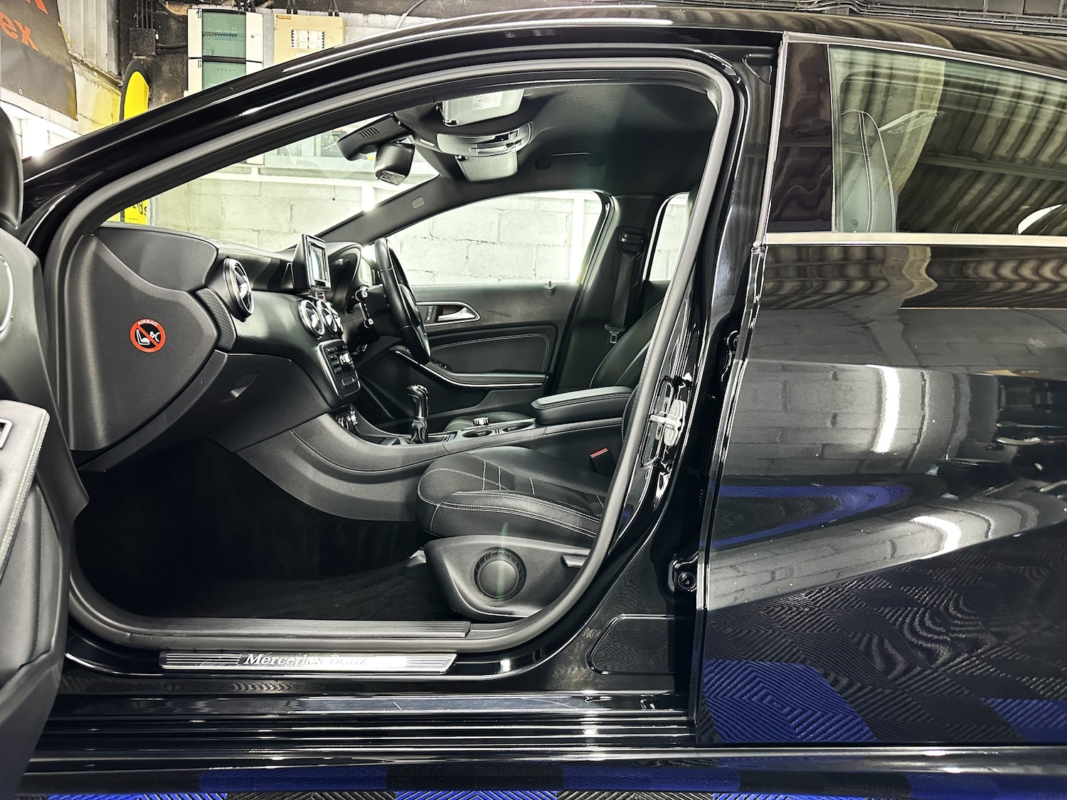 Used Mercedes-Benz A-Class 2013 for sale - 76391941: Photo 18