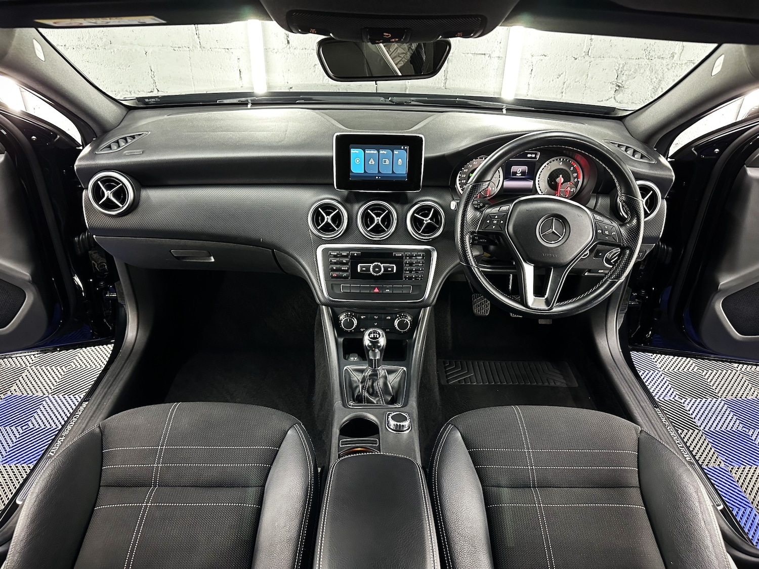 Used Mercedes-Benz A-Class 2013 for sale - 76391941: Photo 22