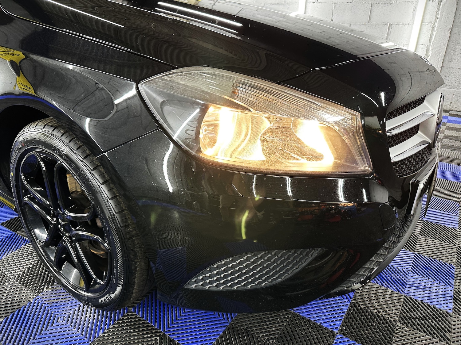 Used Mercedes-Benz A-Class 2013 for sale - 76391941: Photo 4