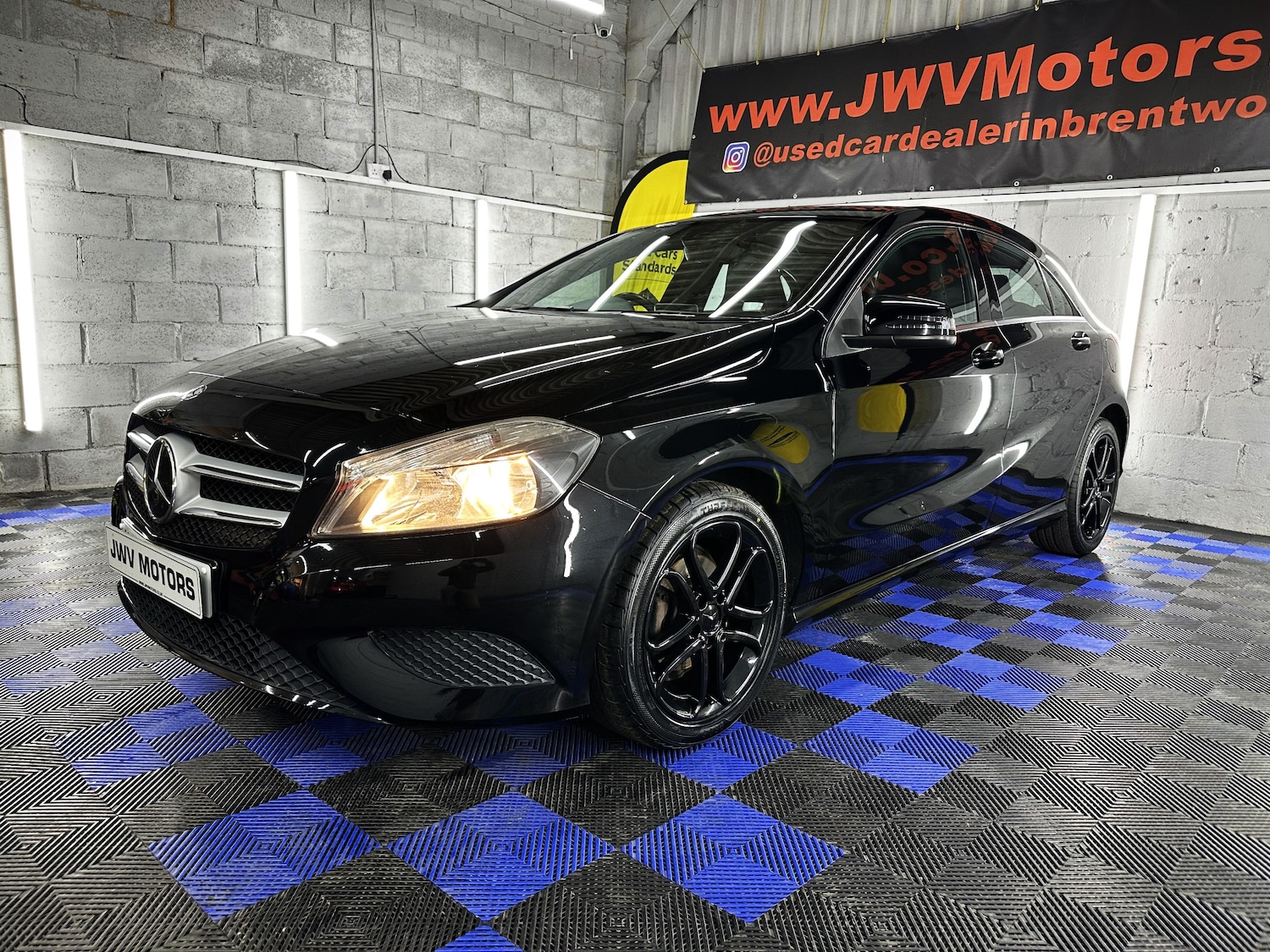 Used Mercedes-Benz A-Class 2013 for sale - 76391941: Photo 8