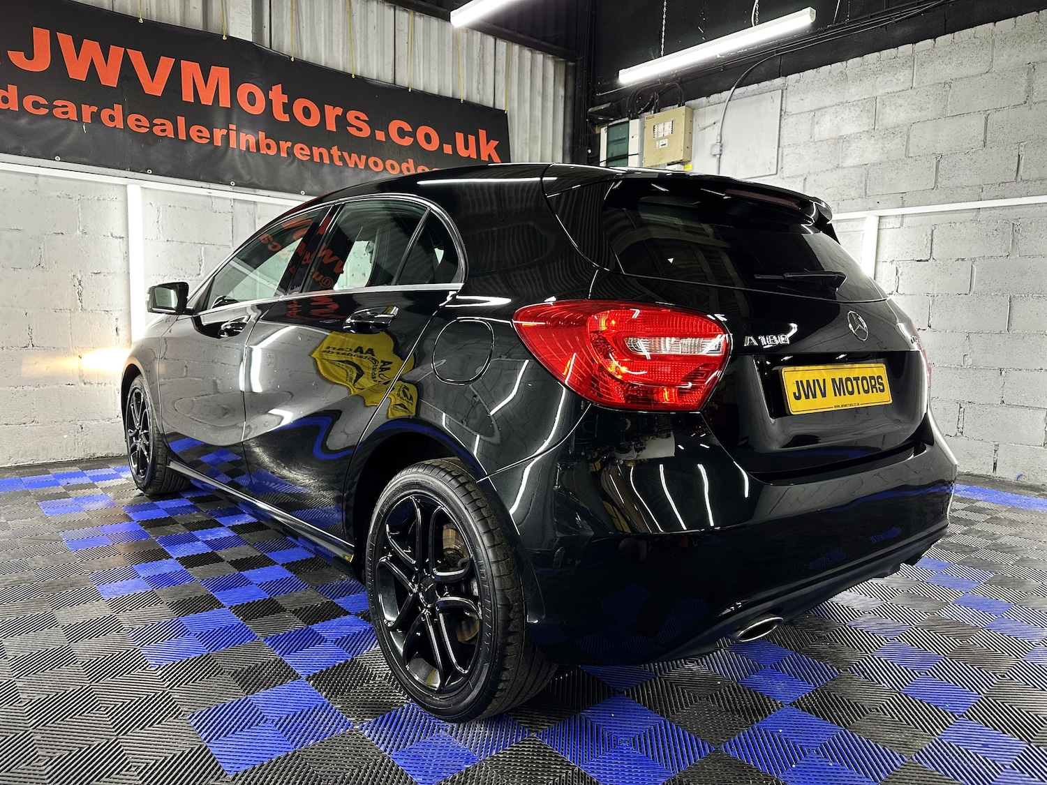 Used Mercedes-Benz A-Class 2013 for sale - 76391941: Photo 9