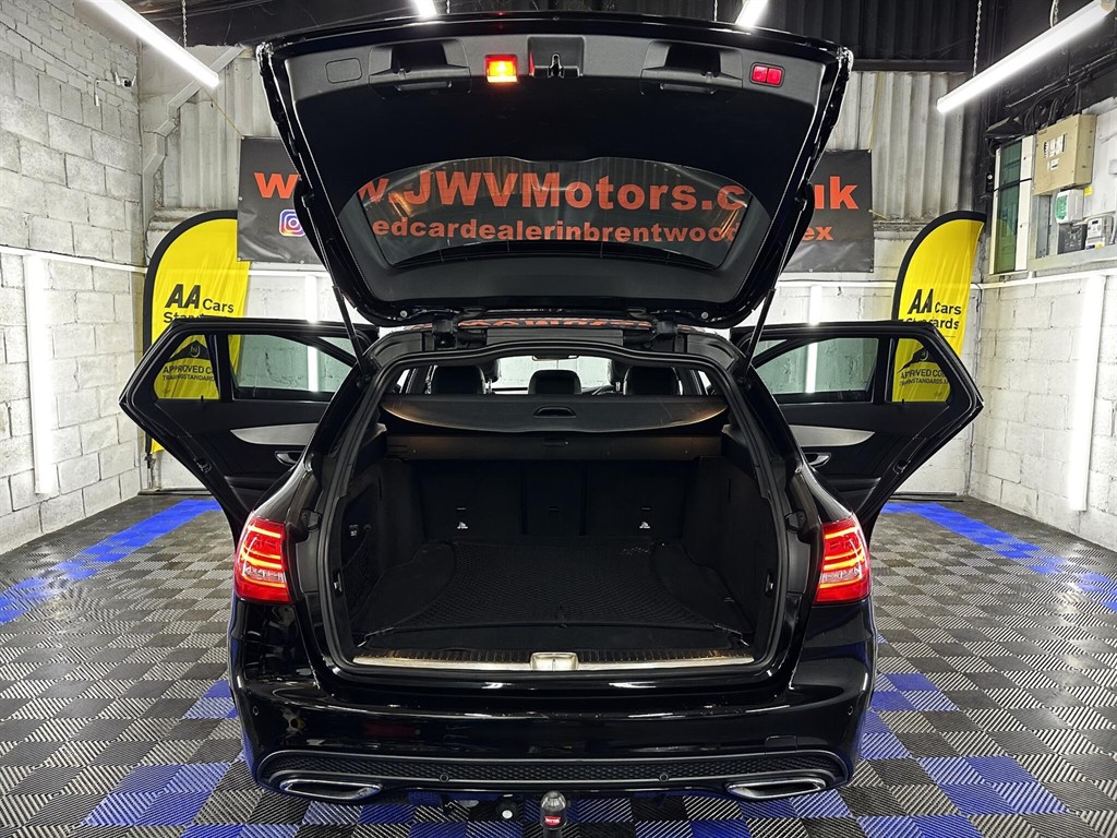 Used Mercedes-Benz C Class 2015 for sale - 76979851: Photo 32