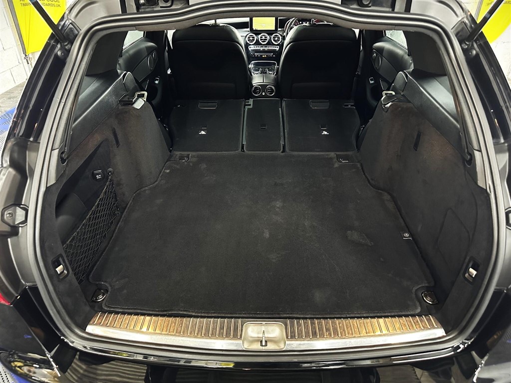 Used Mercedes-Benz C Class 2015 for sale - 76979851: Photo 57