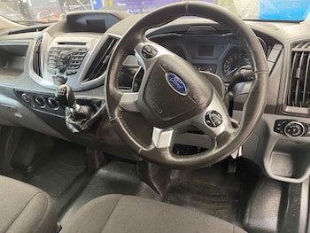 Used Ford Transit 2019 for sale - 78755621: Photo