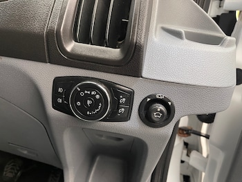 Used Ford Transit 2019 for sale - 78755621: Photo