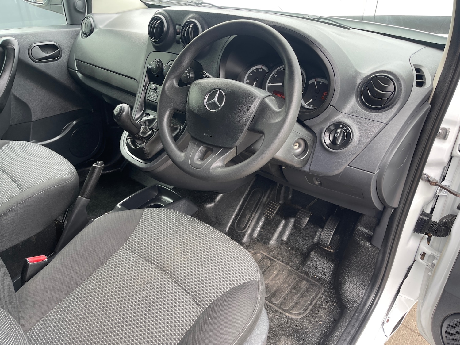 Used Mercedes-Benz Citan 2019 for sale - 77845218: Photo 42