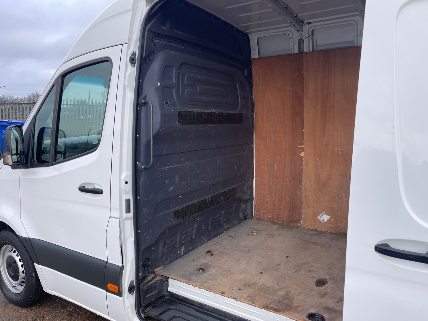 Used Mercedes-Benz Sprinter 2019 for sale - 77366864: Photo 13