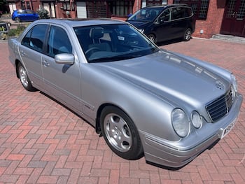 Used Mercedes-Benz E Class 2000 for sale - 79834237: Photo