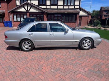 Used Mercedes-Benz E Class 2000 for sale - 79834237: Photo