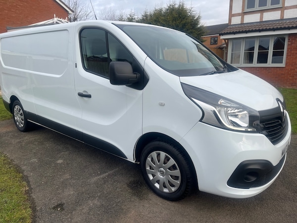 Used Renault Trafic 2017 for sale - 75227836: Photo 2