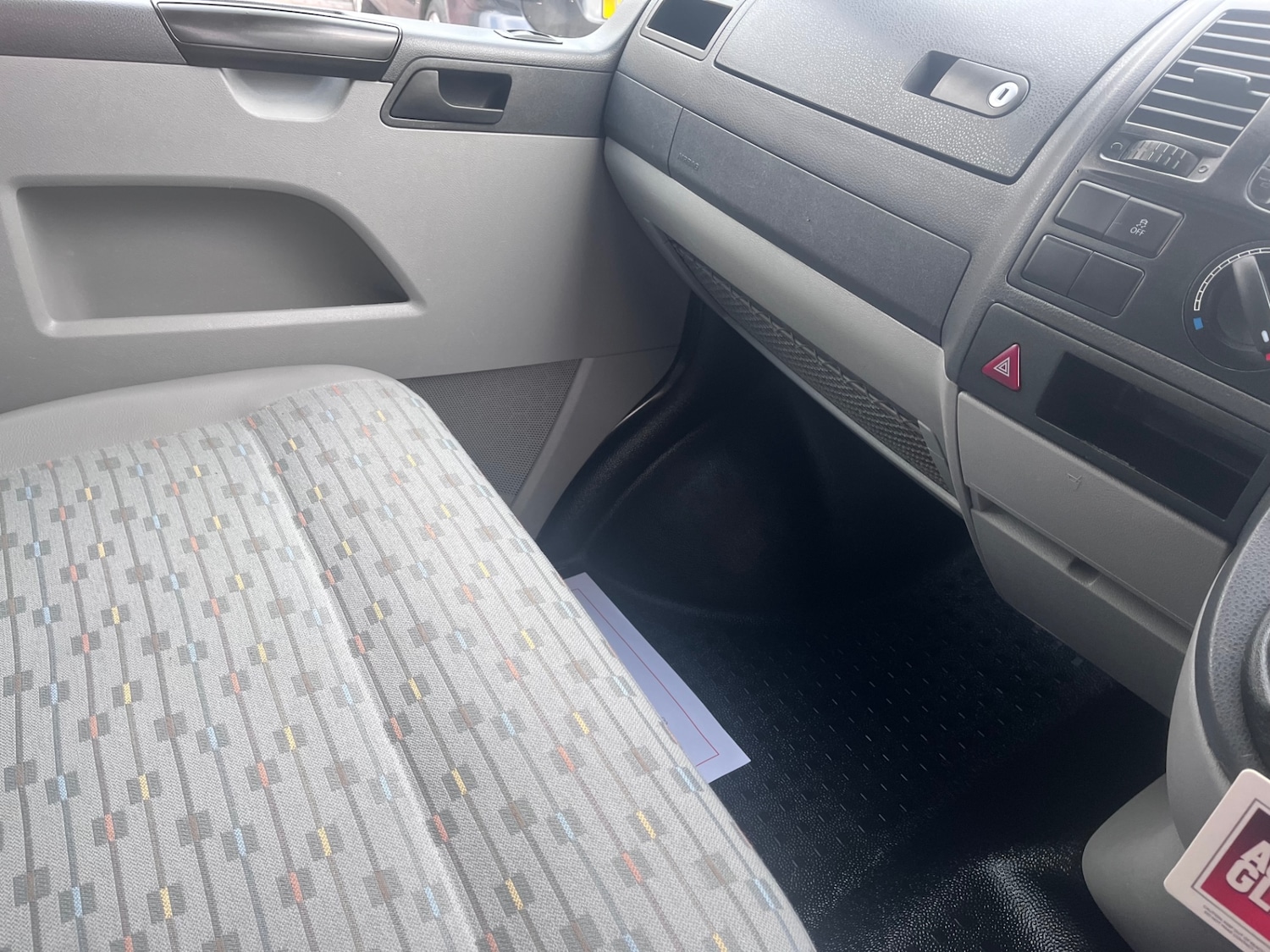 Used Volkswagen Transporter 2011 for sale - 77271613: Photo 8