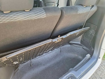 Used Nissan Serena 2024 for sale - 77820002: Photo