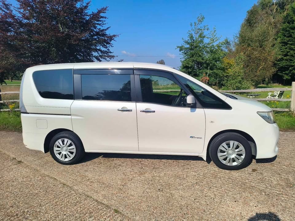 Used Nissan Serena 2024 for sale - 77820002: Photo 6