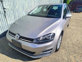 Used Volkswagen Golf 2014 for sale - 76919803: Photo