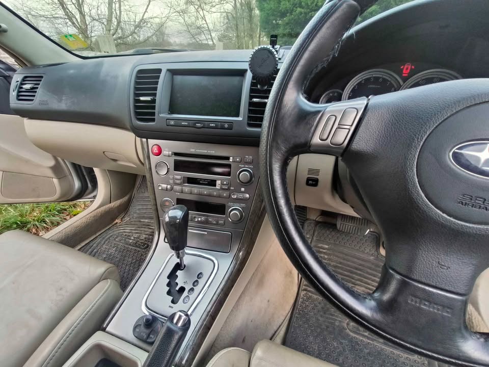 Used Subaru Outback 2005 for sale - 76971181: Photo 2