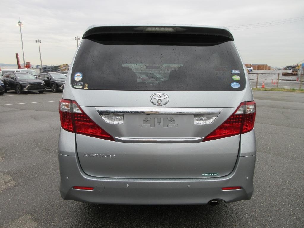 Used Toyota Alphard for sale - 76979799: Photo 4