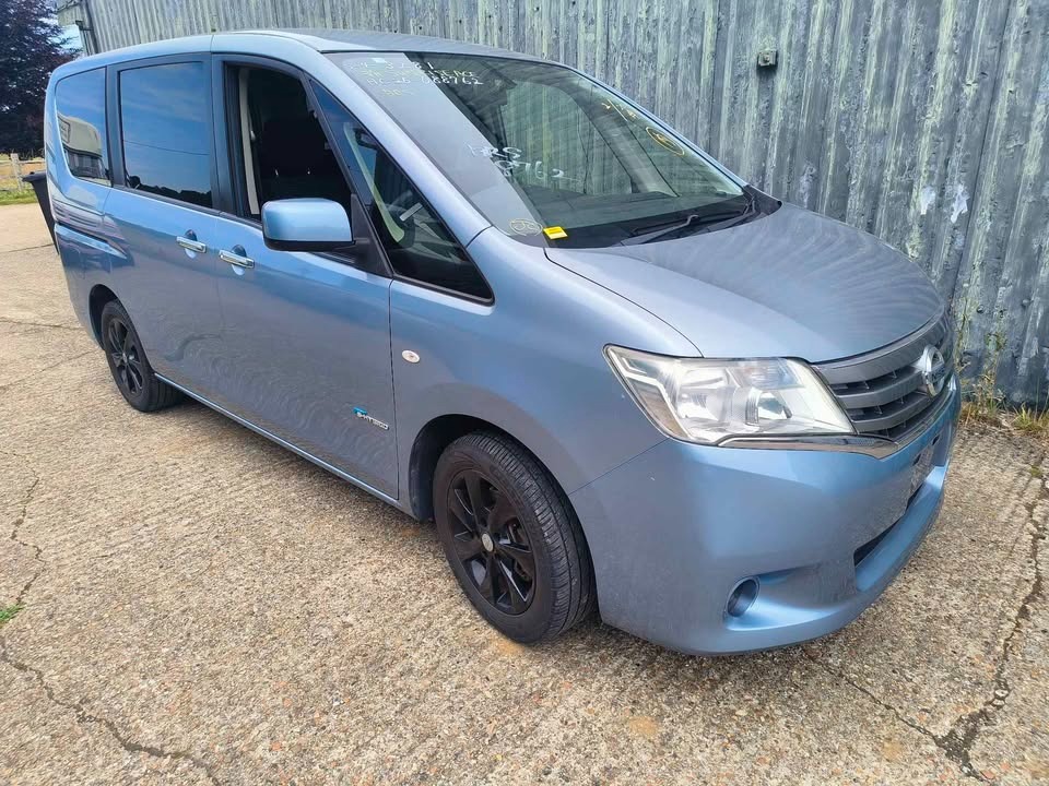 Used Nissan Serena 2025 for sale - 76922050: Photo 1