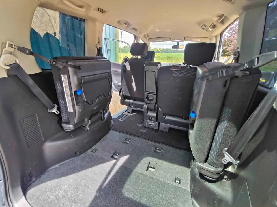 Used Nissan Serena 2025 for sale - 76922050: Photo 11