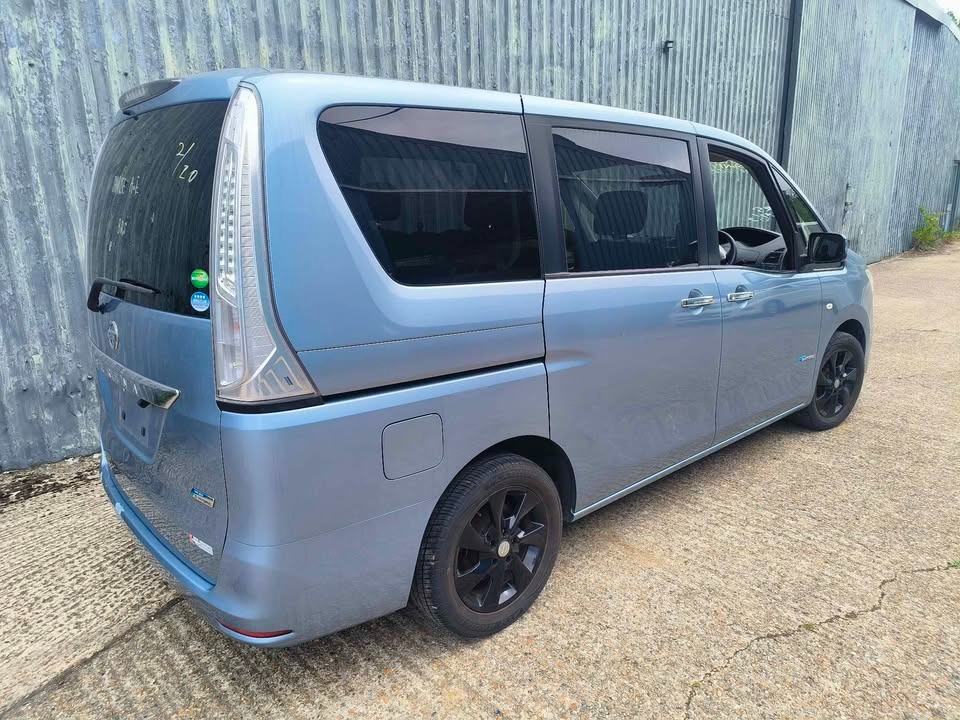 Used Nissan Serena 2025 for sale - 76922050: Photo 15