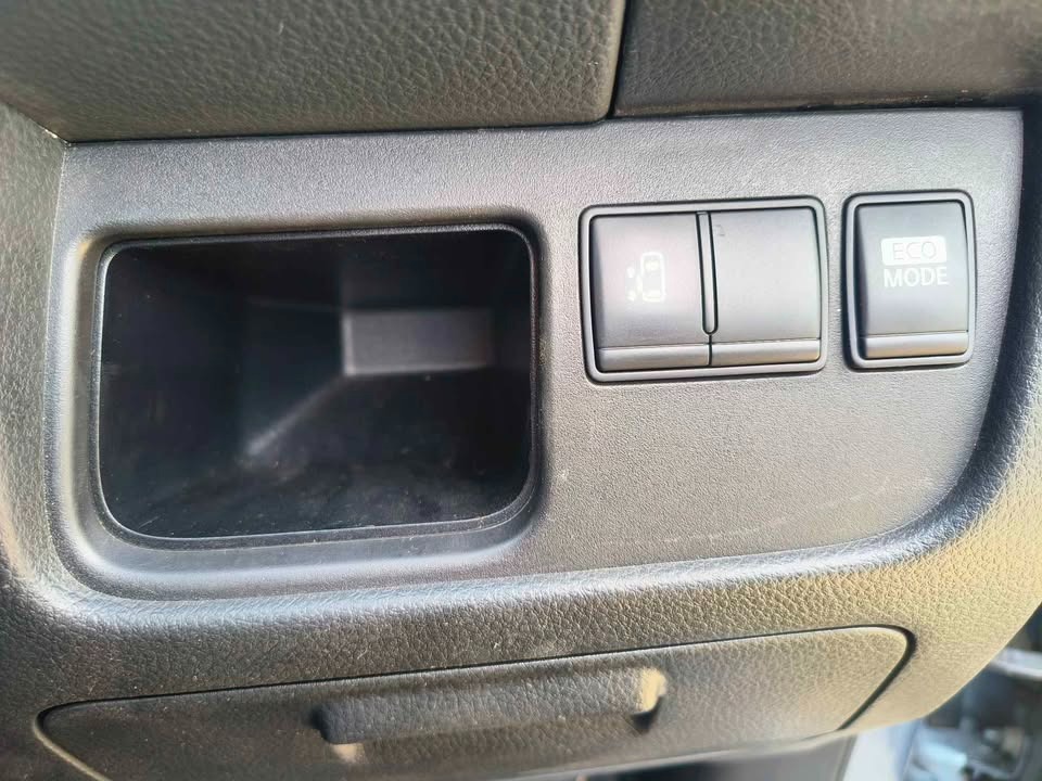 Used Nissan Serena 2025 for sale - 76922050: Photo 4