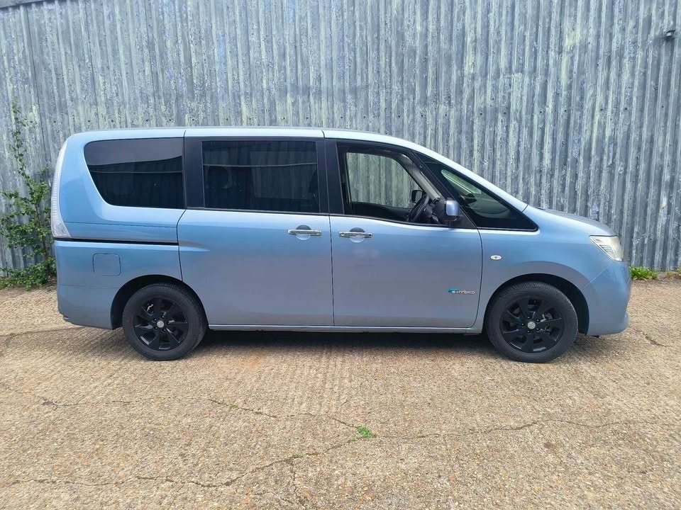 Used Nissan Serena 2025 for sale - 76922050: Photo 5