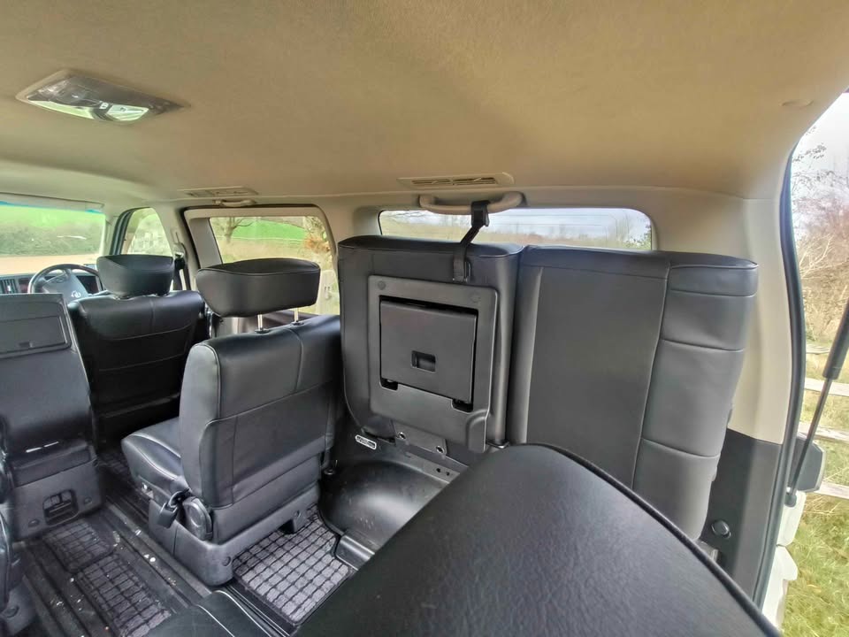 Used Nissan Elgrand for sale - 76982942: Photo 7