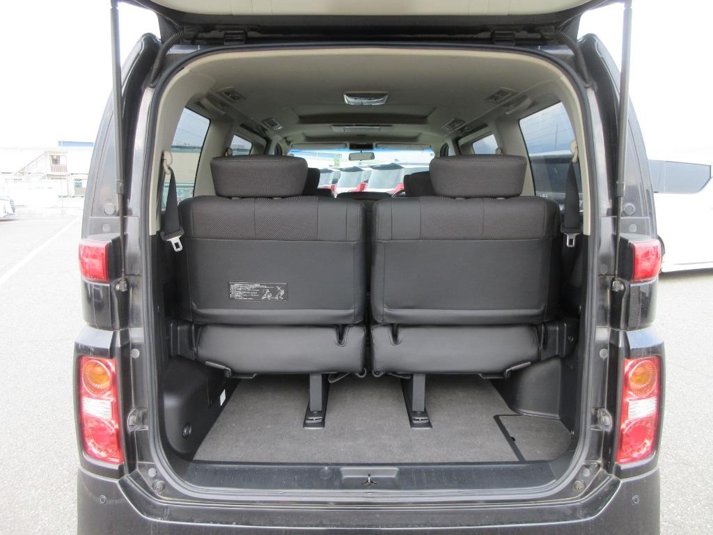 Used Nissan Elgrand for sale - 76986854: Photo 12