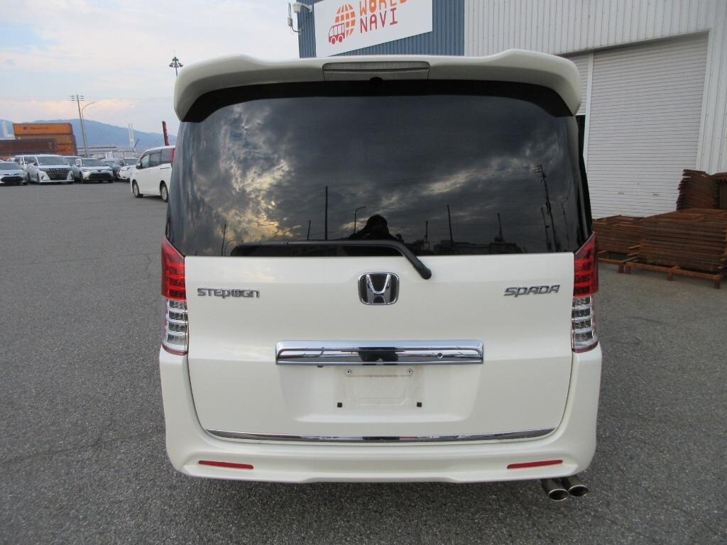 Used Honda Stepwagon for sale - 77058564: Photo 18