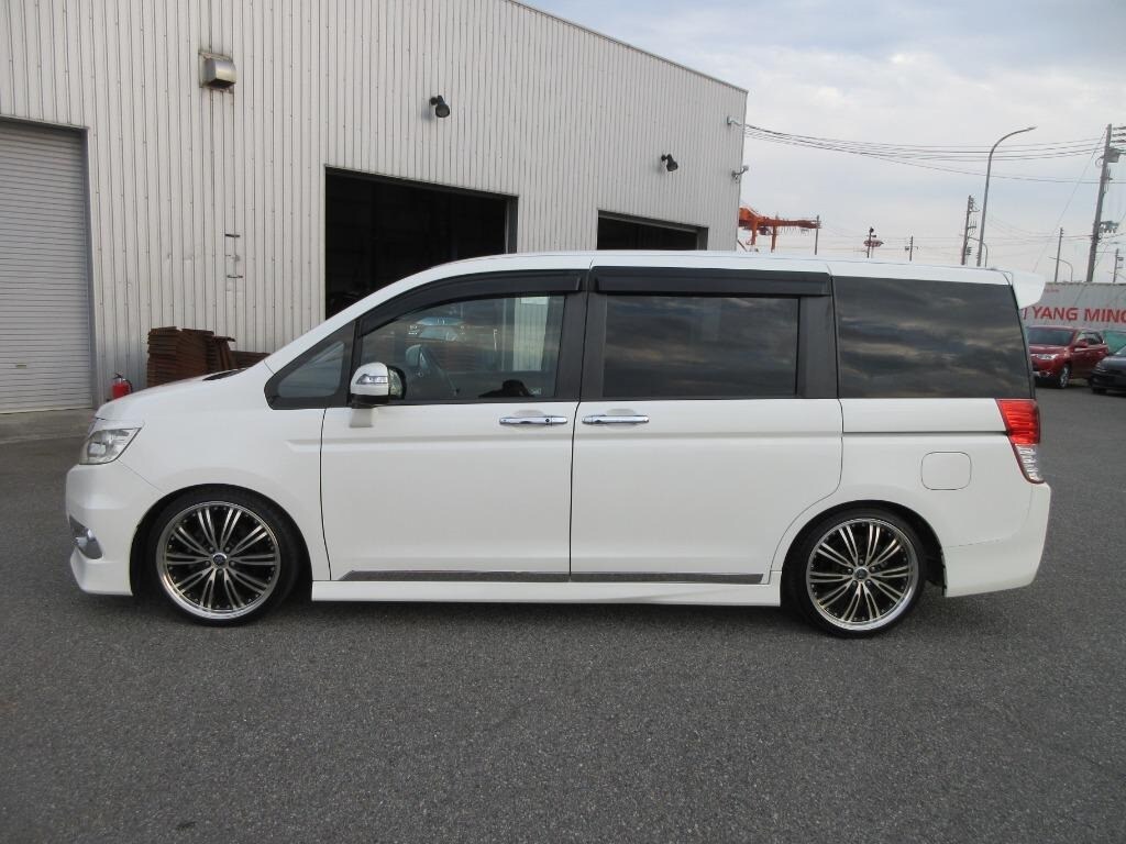 Used Honda Stepwagon for sale - 77058564: Photo 20