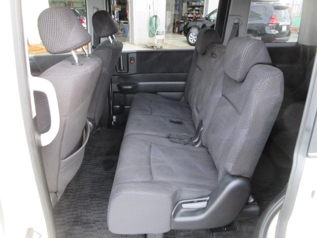 Used Honda Stepwagon for sale - 77058564: Photo 8