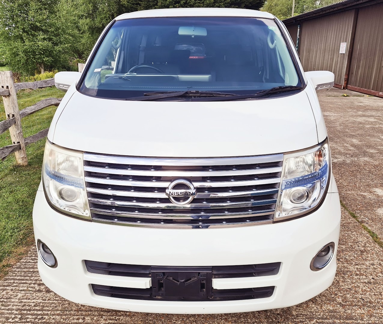 Used Nissan Elgrand 2025 for sale - 76921533: Photo 12