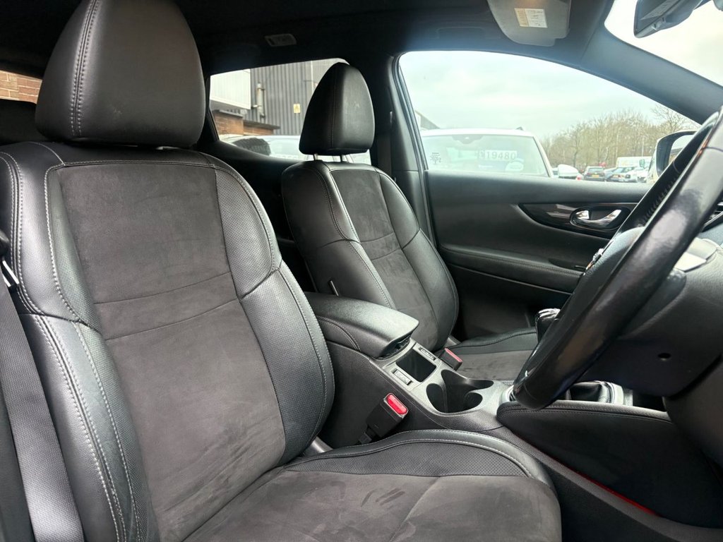 Used Nissan Qashqai 2017 for sale - 77048921: Photo 11