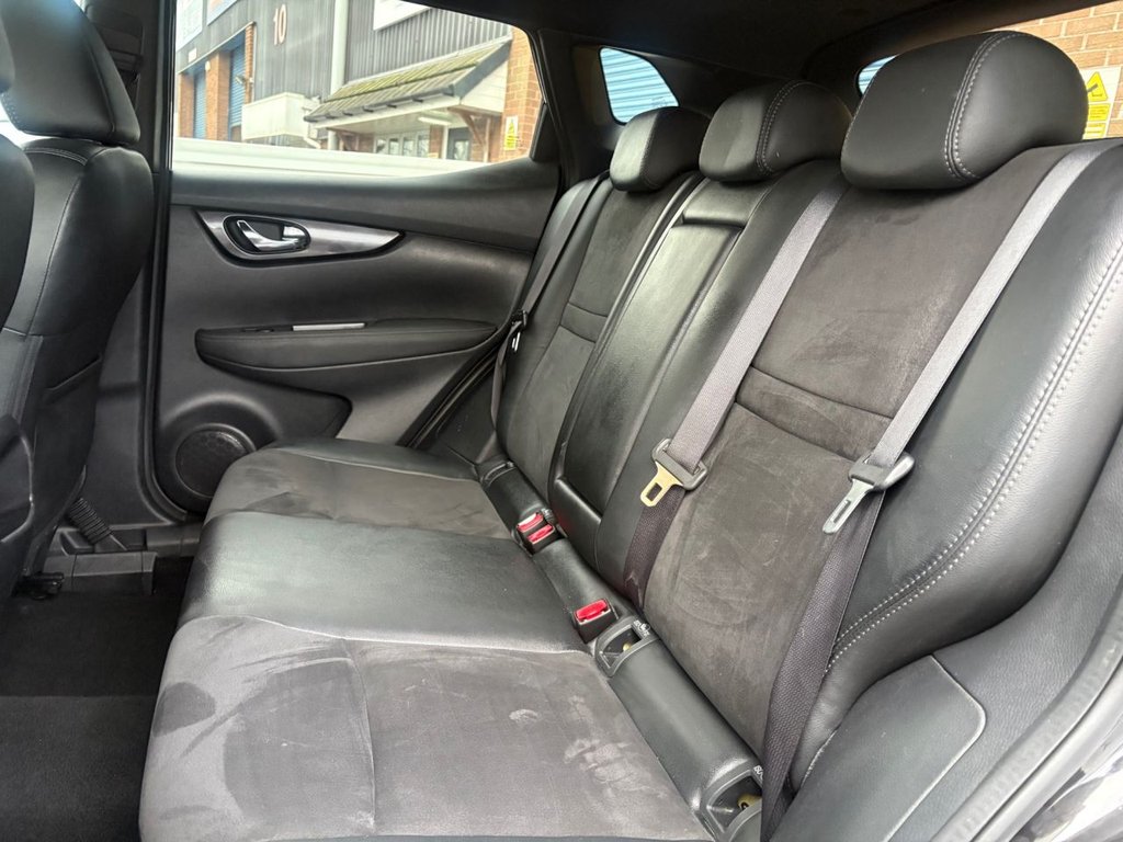 Used Nissan Qashqai 2017 for sale - 77048921: Photo 18